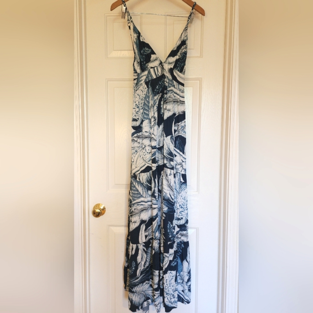 Maaji Maxi Swim  Dress Size M Bkue Floral